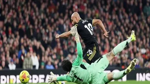 苏翊鸣两次失误与奖牌擦肩，泪别赛场，教练九派新闻回应情况